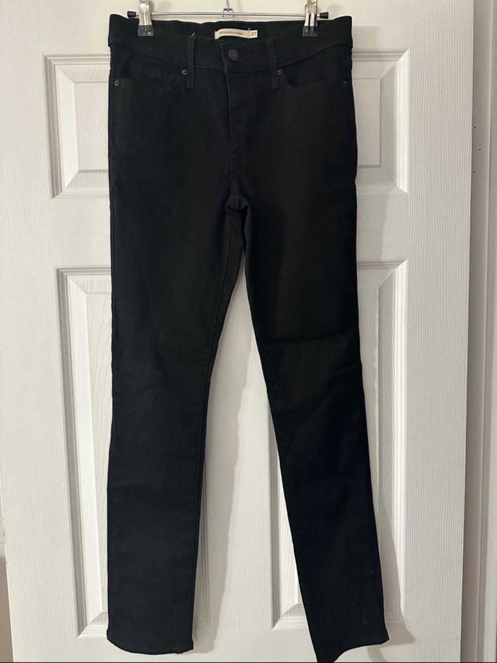 Levi’s 311 Shaping Skinny (27)